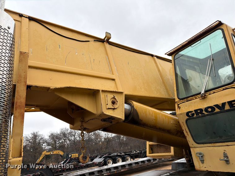 image for item FK2545 1974 Grove TM650 crane truck