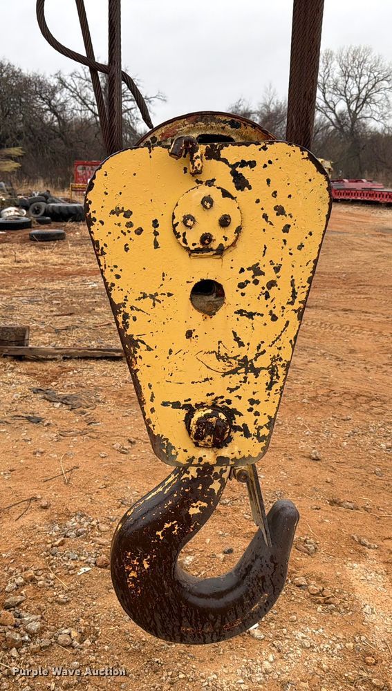 image for item FK2545 1974 Grove TM650 crane truck