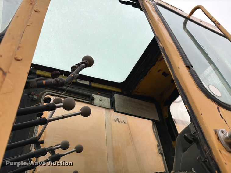 image for item FK2545 1974 Grove TM650 crane truck