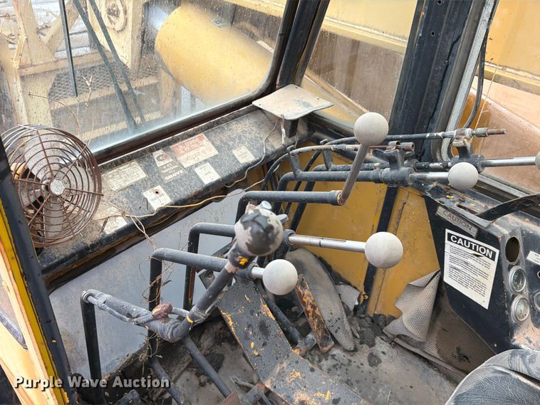 image for item FK2545 1974 Grove TM650 crane truck