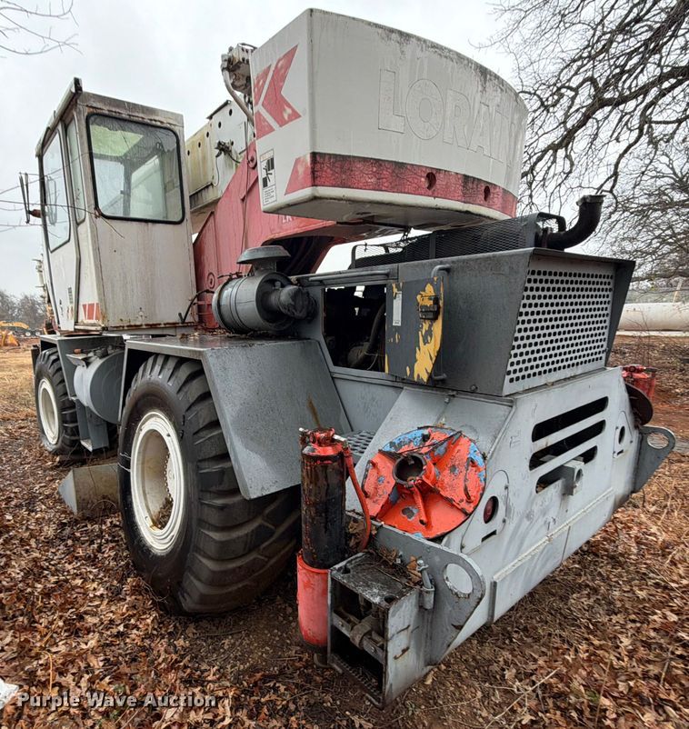 image for item FK2546 Lorain LRT 275D crane