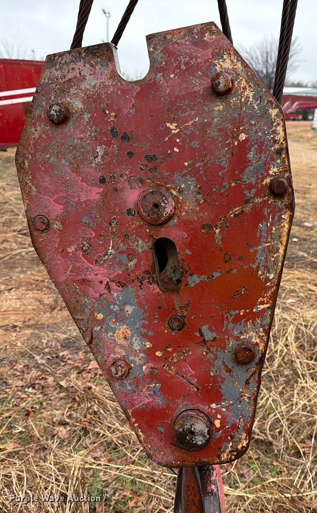 image for item FK2546 Lorain LRT 275D crane