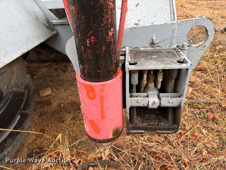 image for item FK2546 Lorain LRT 275D crane