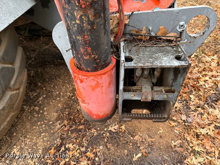 image for item FK2546 Lorain LRT 275D crane