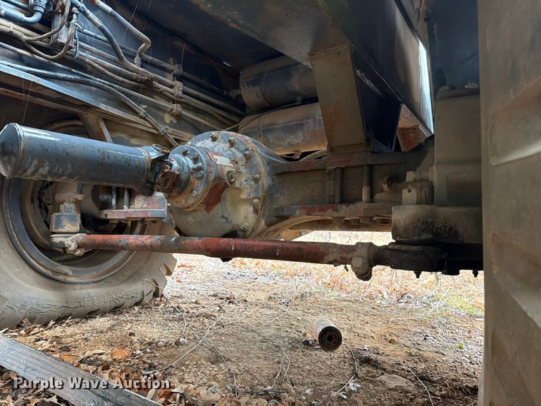 image for item FK2546 Lorain LRT 275D crane