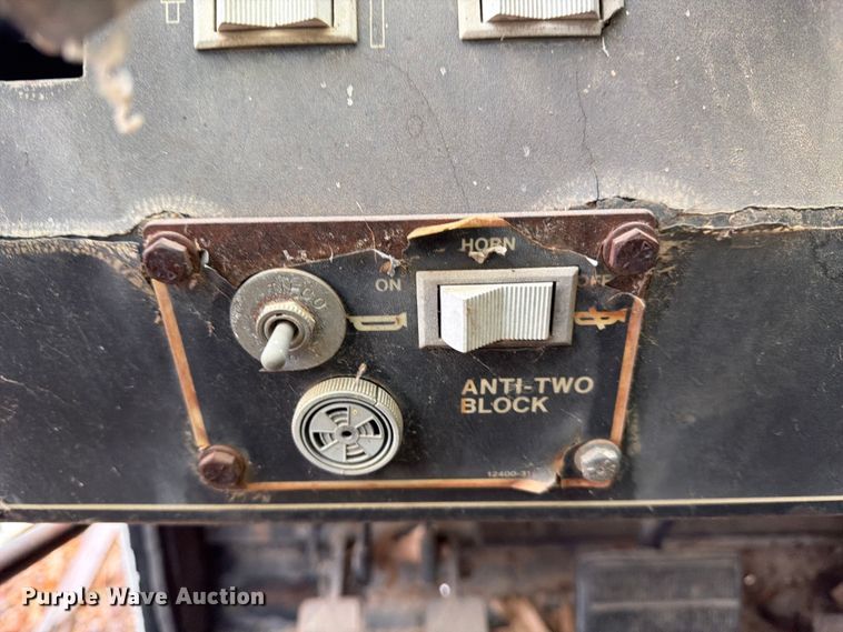 image for item FK2546 Lorain LRT 275D crane