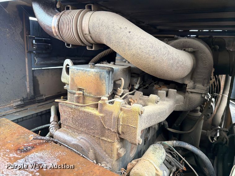 image for item FK2546 Lorain LRT 275D crane