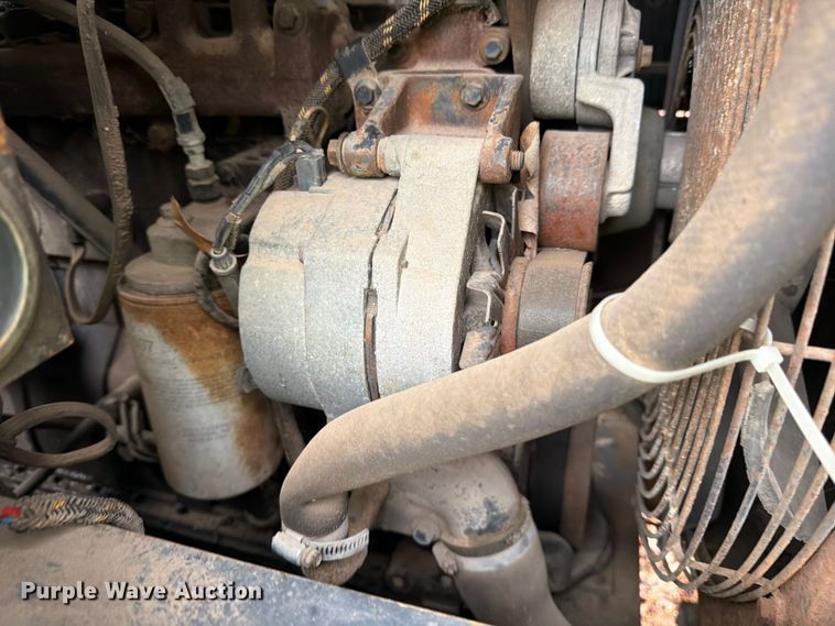 image for item FK2546 Lorain LRT 275D crane