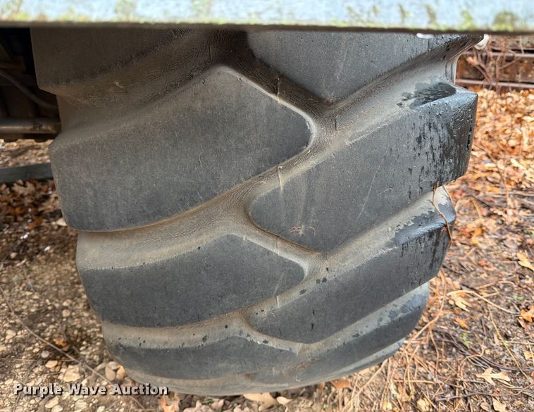 image for item FK2546 Lorain LRT 275D crane