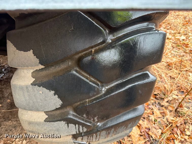 image for item FK2546 Lorain LRT 275D crane