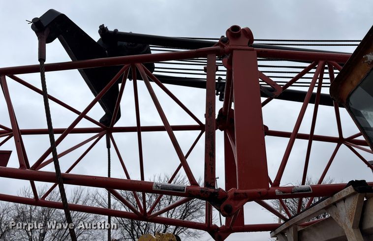 image for item FK2547 1965 Link belt HC-218 crane truck