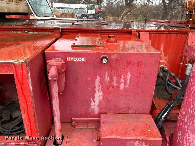 image for item FK2547 1965 Link belt HC-218 crane truck