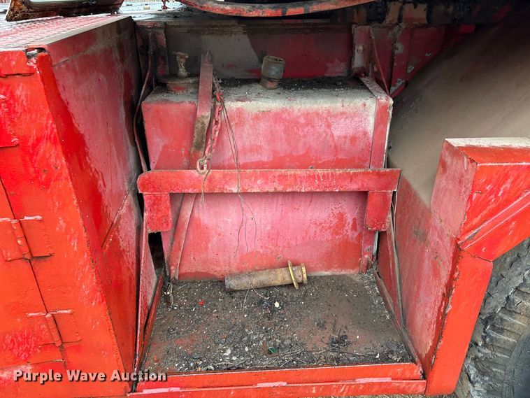 image for item FK2547 1965 Link belt HC-218 crane truck