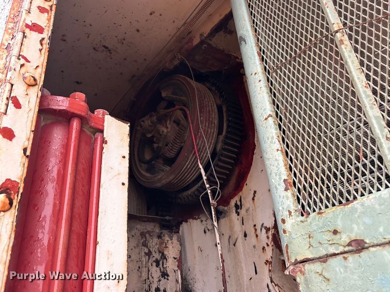 image for item FK2547 1965 Link belt HC-218 crane truck