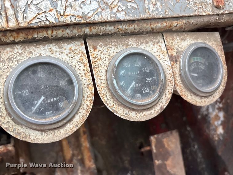 image for item FK2547 1965 Link belt HC-218 crane truck