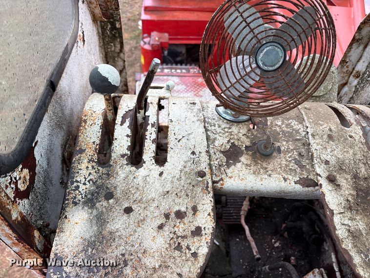 image for item FK2547 1965 Link belt HC-218 crane truck