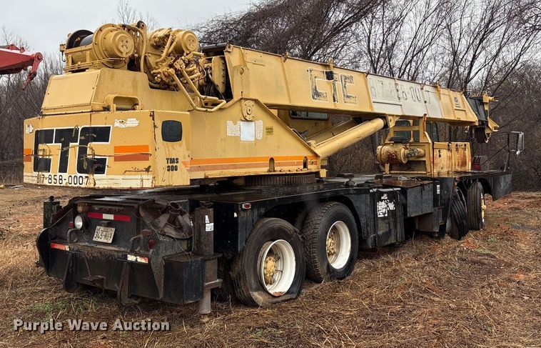 image for item FK2548 1982 Grove 8435G crane truck