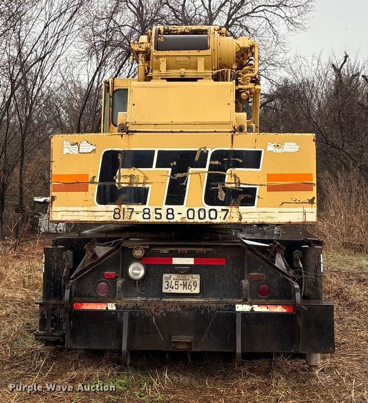 image for item FK2548 1982 Grove 8435G crane truck