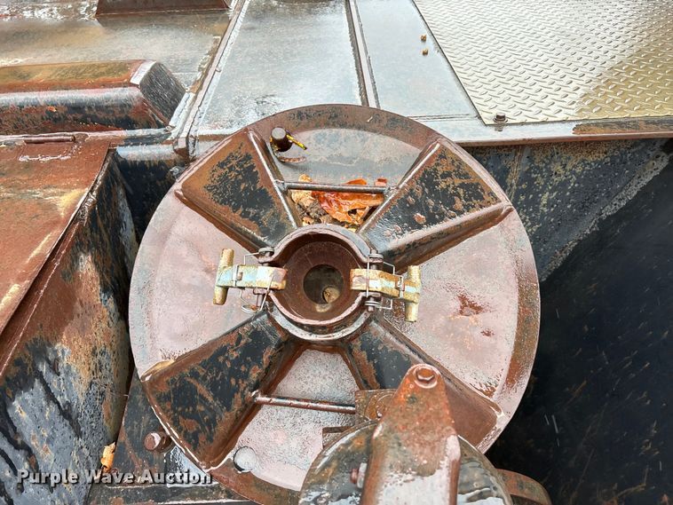 image for item FK2548 1982 Grove 8435G crane truck