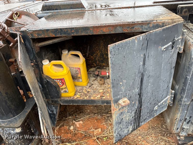 image for item FK2548 1982 Grove 8435G crane truck