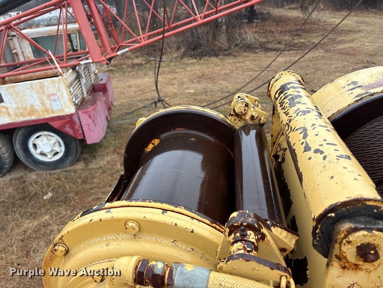 image for item FK2548 1982 Grove 8435G crane truck