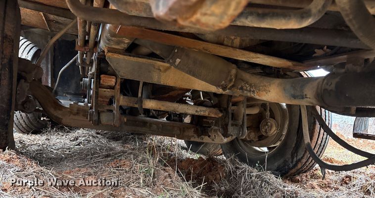 image for item FK2548 1982 Grove 8435G crane truck