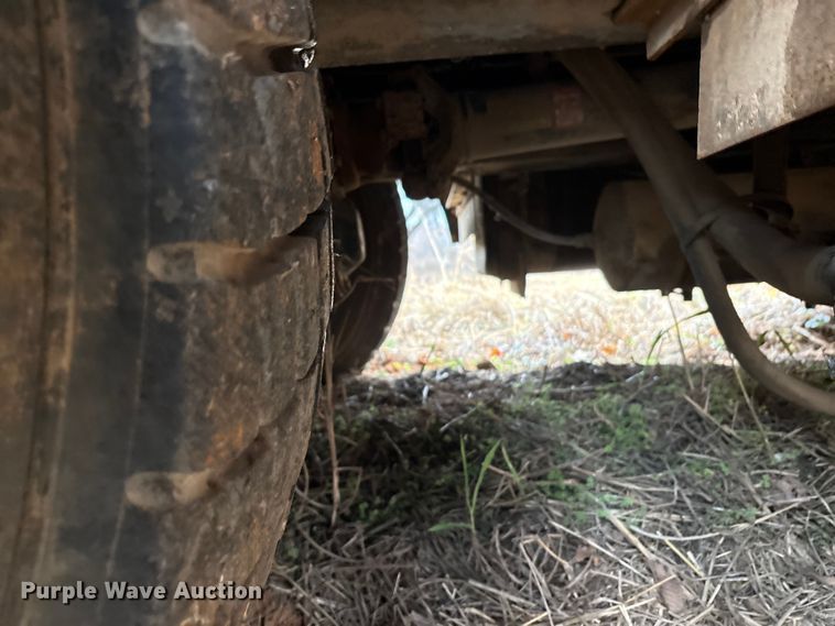 image for item FK2548 1982 Grove 8435G crane truck