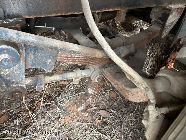 image for item FK2548 1982 Grove 8435G crane truck