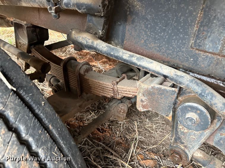 image for item FK2548 1982 Grove 8435G crane truck