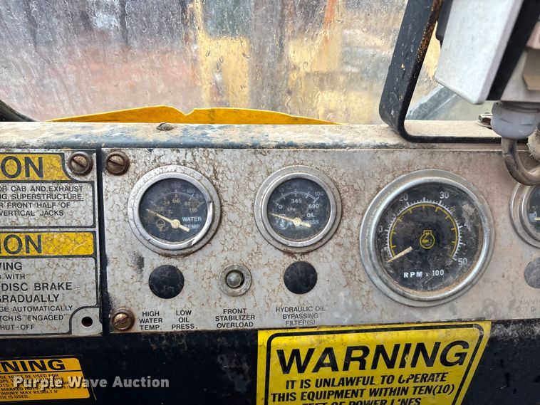 image for item FK2548 1982 Grove 8435G crane truck