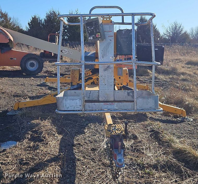 image for item FN5524 Haulotte 3632T boom lift