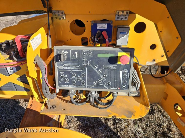 image for item FN5524 Haulotte 3632T boom lift