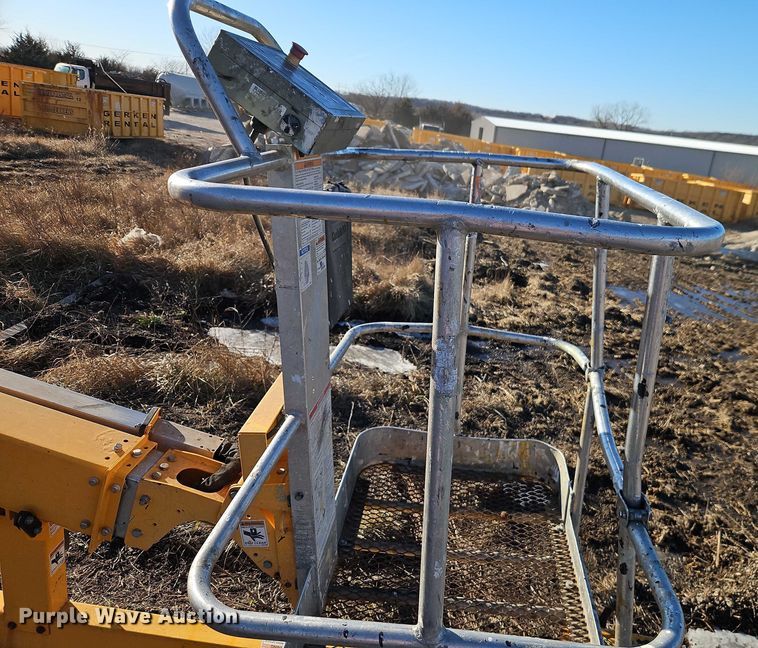 image for item FN5524 Haulotte 3632T boom lift