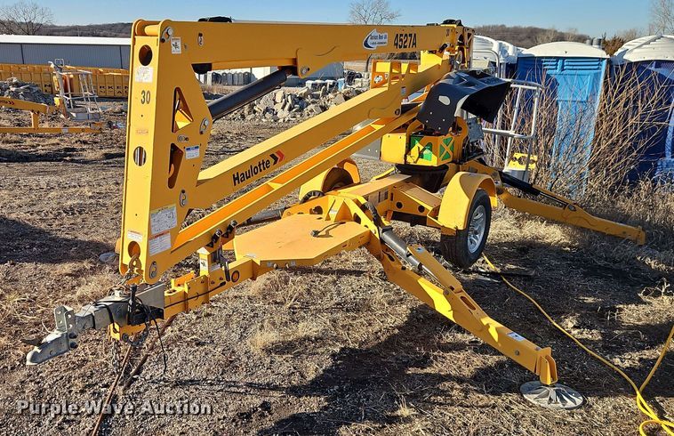 image for item FN5525 Haulotte 4527A boom lift