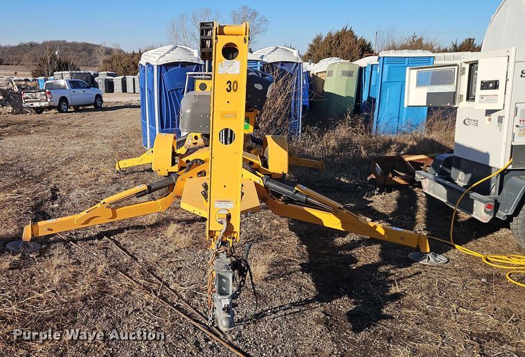 image for item FN5525 Haulotte 4527A boom lift