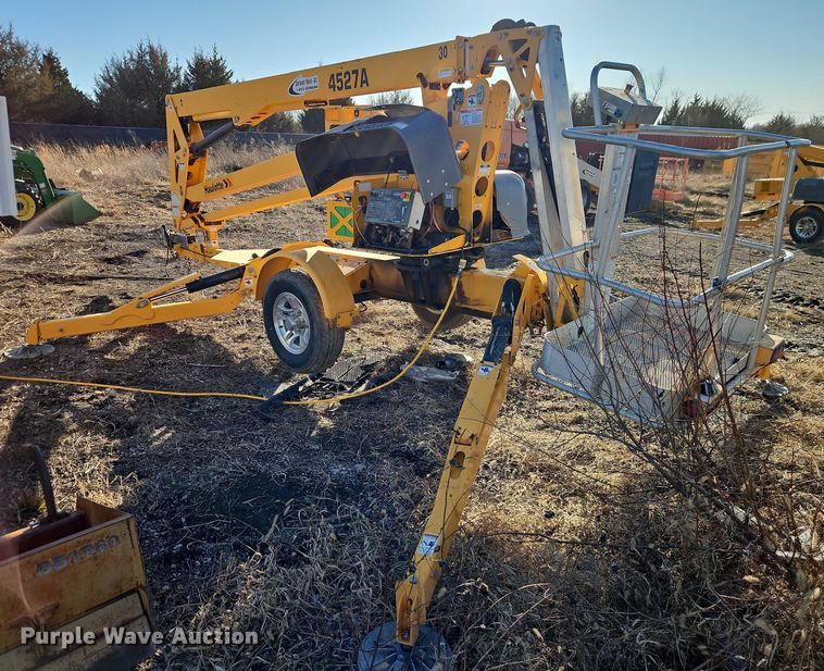 image for item FN5525 Haulotte 4527A boom lift