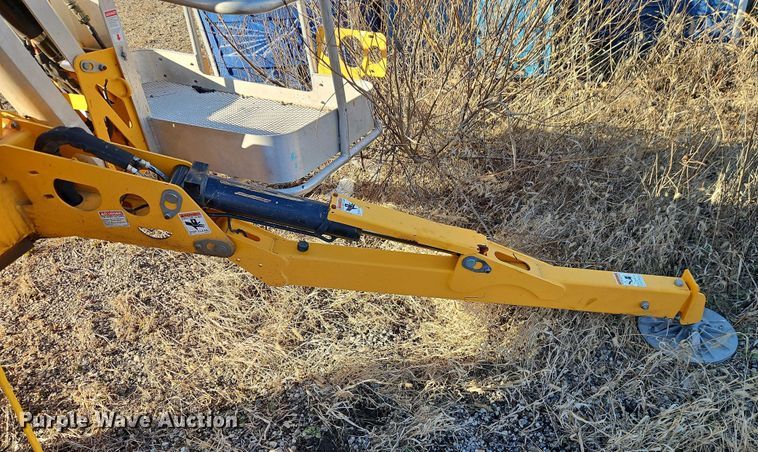 image for item FN5525 Haulotte 4527A boom lift