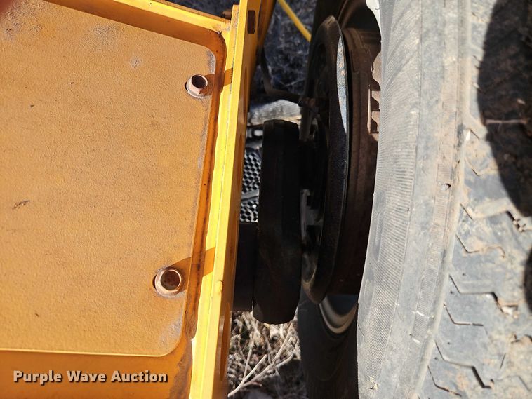 image for item FN5525 Haulotte 4527A boom lift