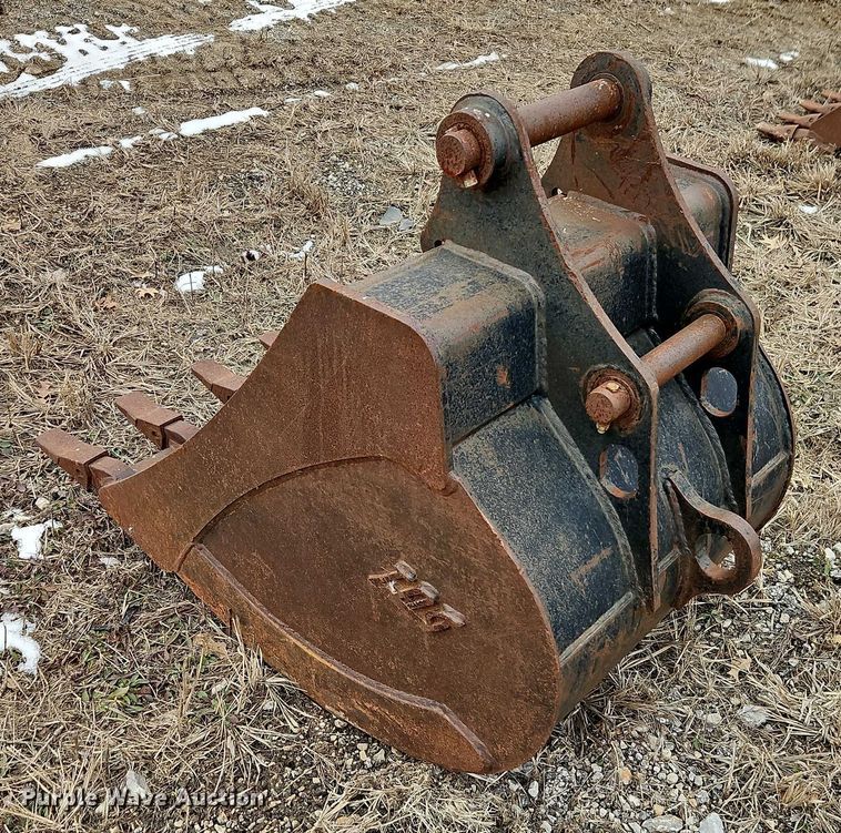 image for item FN5548 TAG backhoe bucket