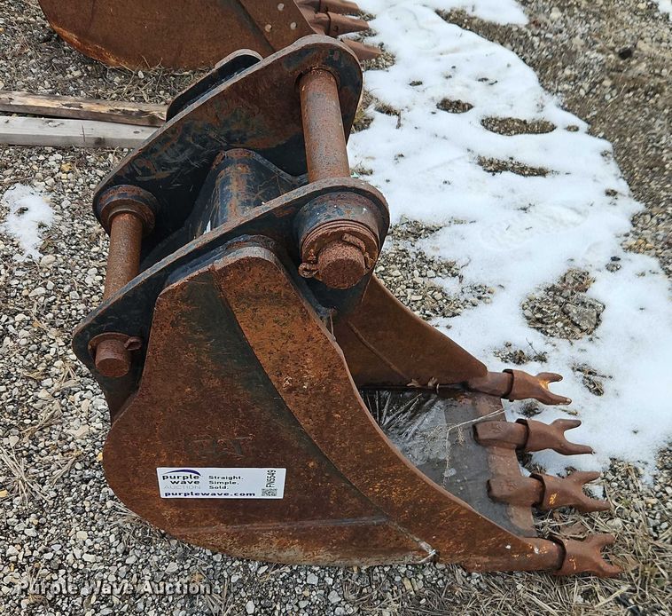 image for item FN5549 Caterpillar 420 backhoe