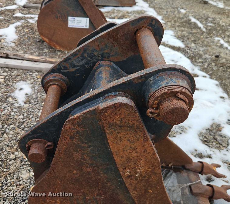 image for item FN5549 Caterpillar 420 backhoe