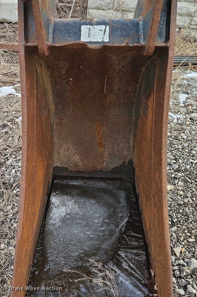 image for item FN5549 Caterpillar 420 backhoe