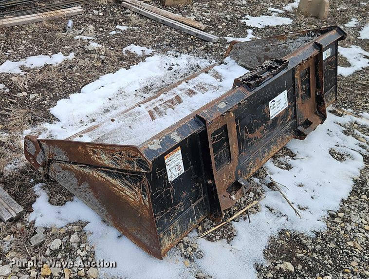 image for item FN5551 Kubota skid steer bucket