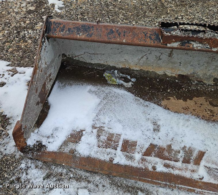 image for item FN5551 Kubota skid steer bucket