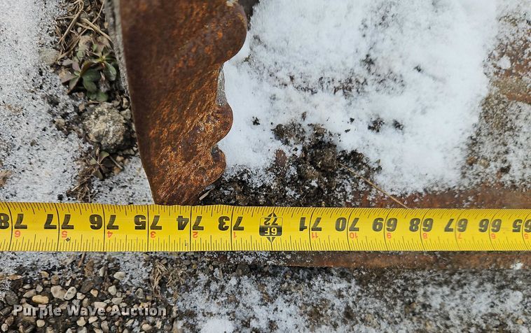 image for item FN5551 Kubota skid steer bucket