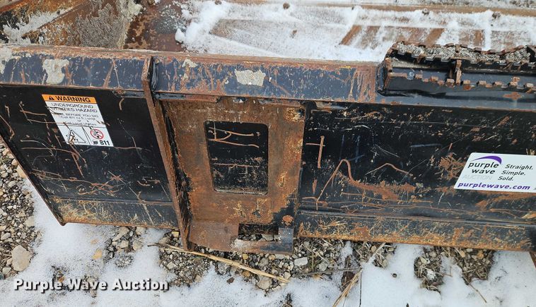 image for item FN5551 Kubota skid steer bucket