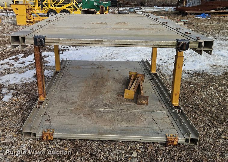 image for item FN5553 Trench box