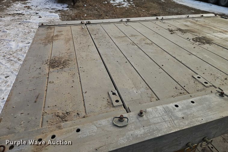 image for item FN5553 Trench box