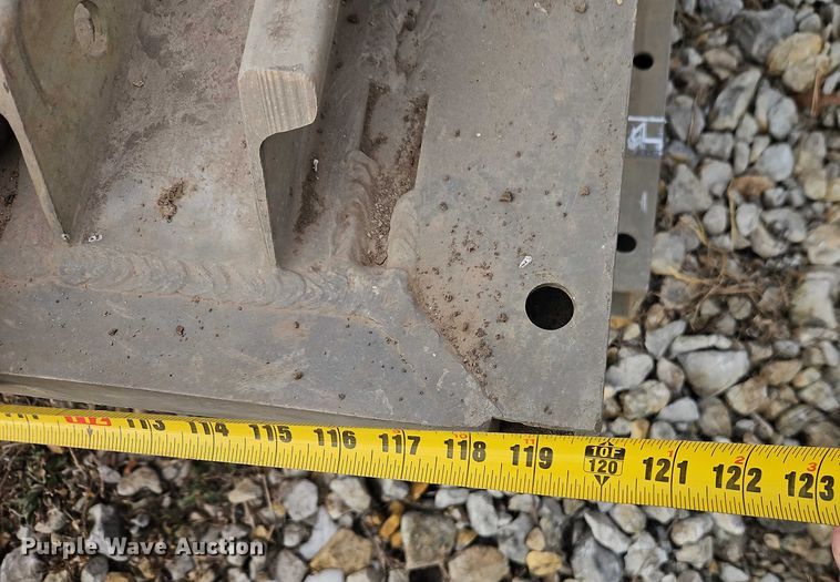 image for item FN5554 Trench box equipment