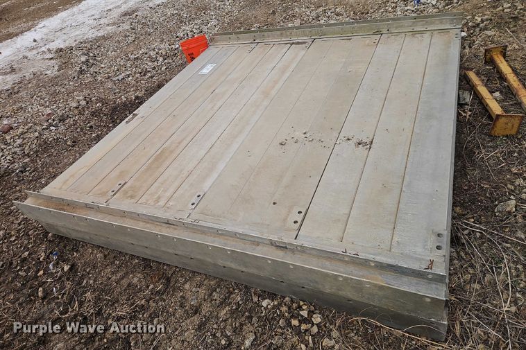 image for item FN5555 Trench box equipment